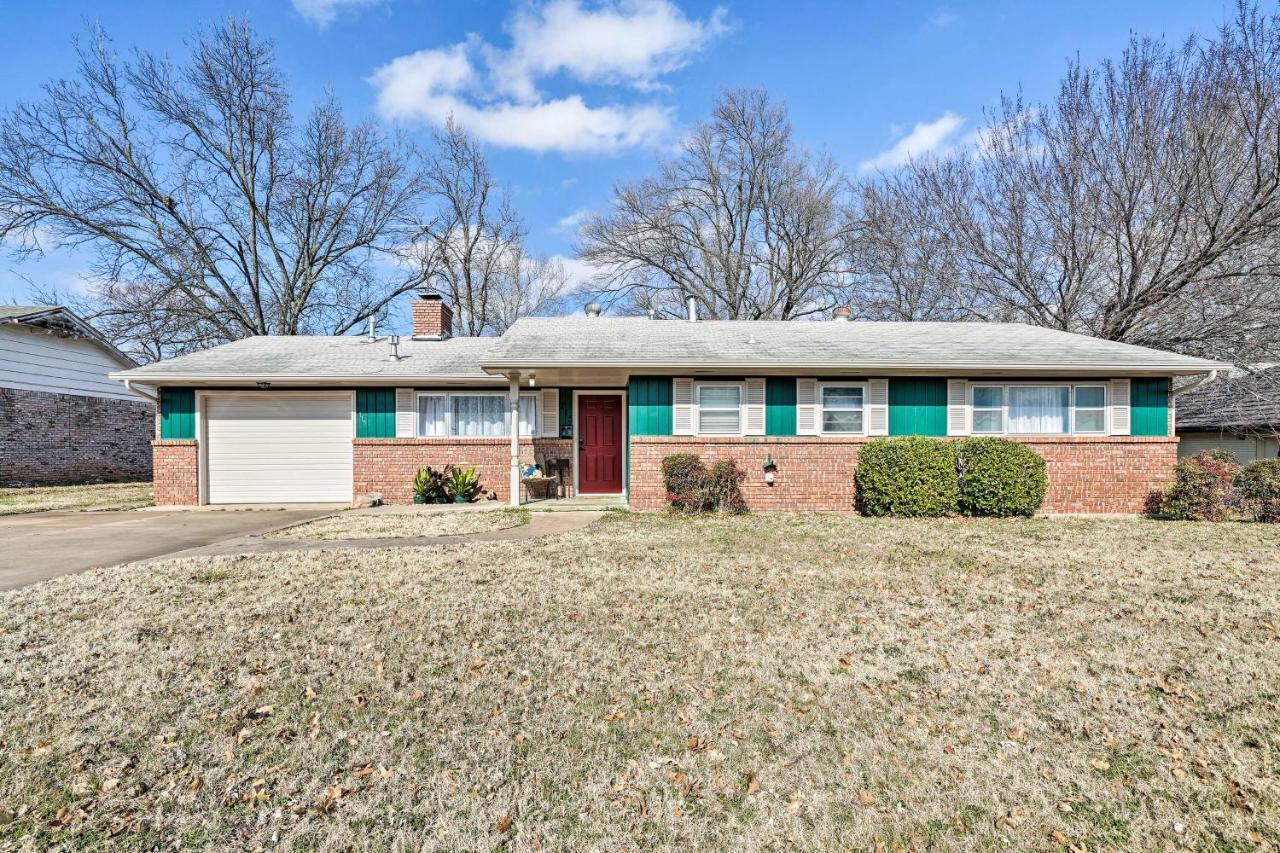 Norman Home With Yard, Walk To Park And Ou Campus! المظهر الخارجي الصورة